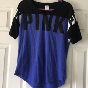 Victoria’s Secret PINK varsity T-shirt XS